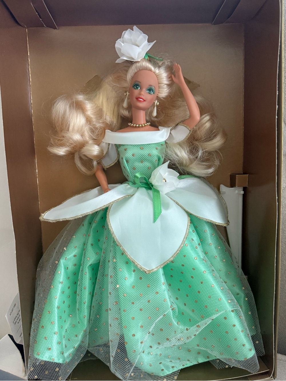 1992 Blossom Beautiful Barbie Mattel Gold Box Panel with Manufacturing Text